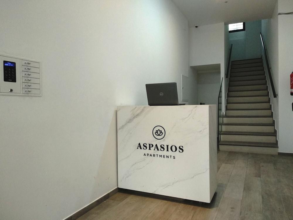Aspasios Atocha Apartments Madrid Exterior foto